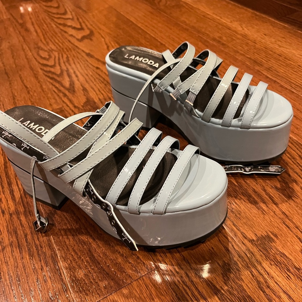 Summer Fling Chunky Platform Sandals